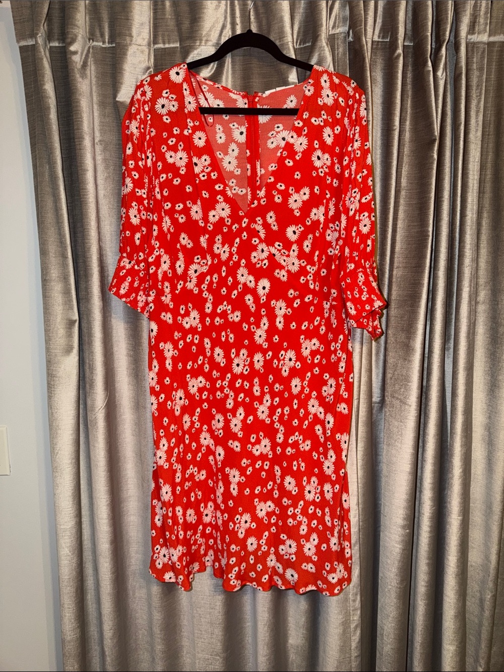 RIXO Red Midi Dress with White Daisy Print